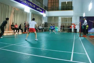 使他能在场